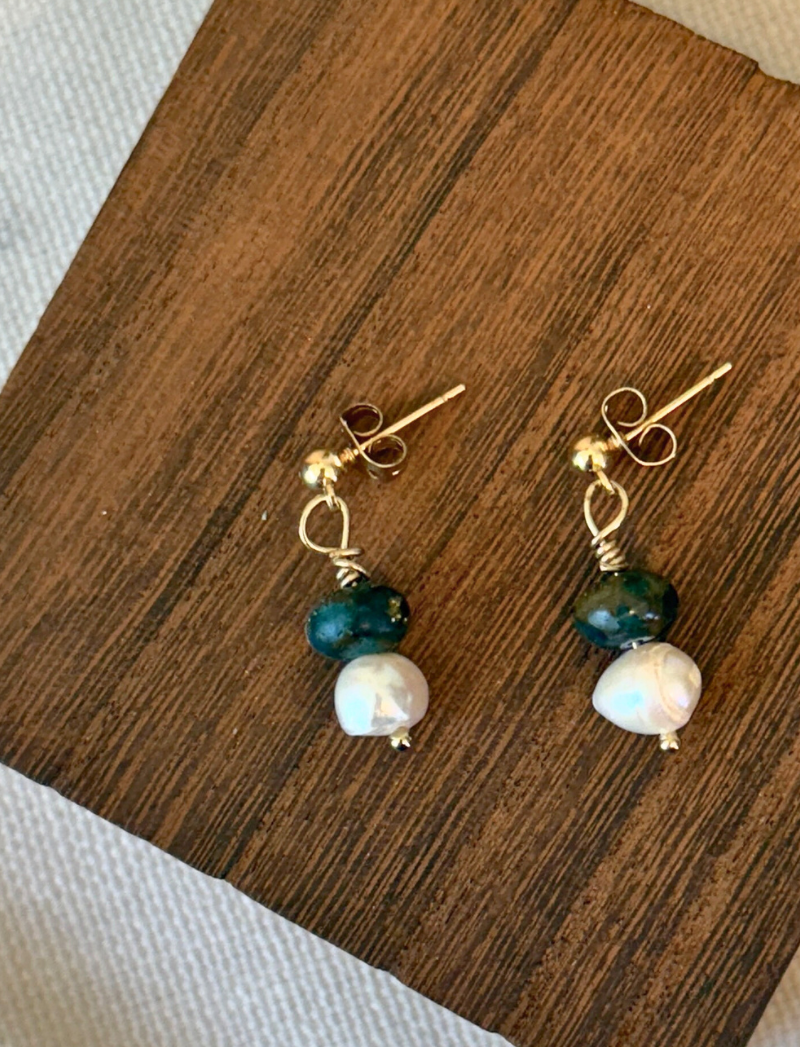 Freshwater pearl and blue-green labradorite earrings