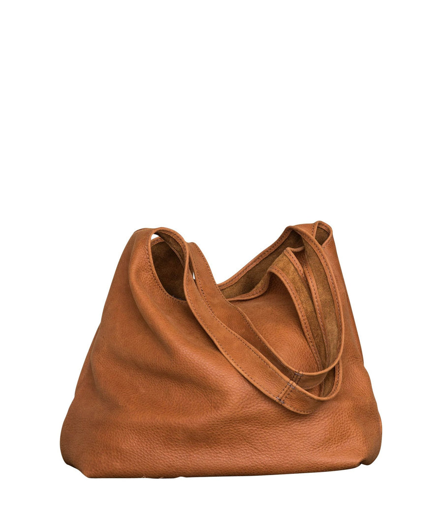 Maysey Sac in cognac leather, showing the soft slouch